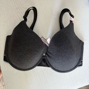 New! Victoria's Secret Charcoal Gray Bra, lightly lined